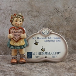 Hummel 717 Valentine Gift Plaque, Meeting September 1998, Type 3