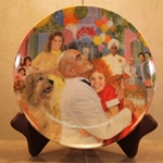 Knowles, ANNIE Collector Plate Series, 8th Issue, 1986 Annie and Daddy Warbucks