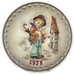 Hummel 268 Little Fiddlers 1975 Annual Plate, Never Issued!