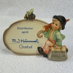 Hummel 900 Merry Wanderer Plaque, French Language