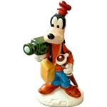 17--227-17, M.I. Hummel Figurines / Disney Figurine, Goofy Photographer, Tmk 6