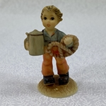 M.I. Hummel 2093 Pretzel Boy, Miniature, Tmk 9