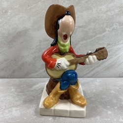 17-228-15 M.I. Hummel Figurines / Disney Figurine, Goofy Playing Guitar, Tmk 6