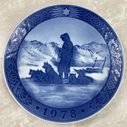 Royal Copenhagen Christmas Plate, 1978 Greenland Scenery