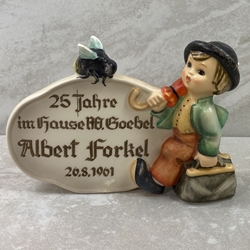 M.I. Hummel 187 W.G.P. Service Plaque, 25th Year Albert Forkel, 26.8.1961, Tmk 3