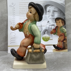 M.I. Hummel 11 2/0 Merry Wanderer, 69/75 75th Anniversary, Tmk 9